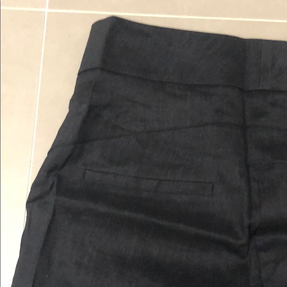Bebe Thin and Lightweight Dress Pants. Size 6. - Picture 5 of 6